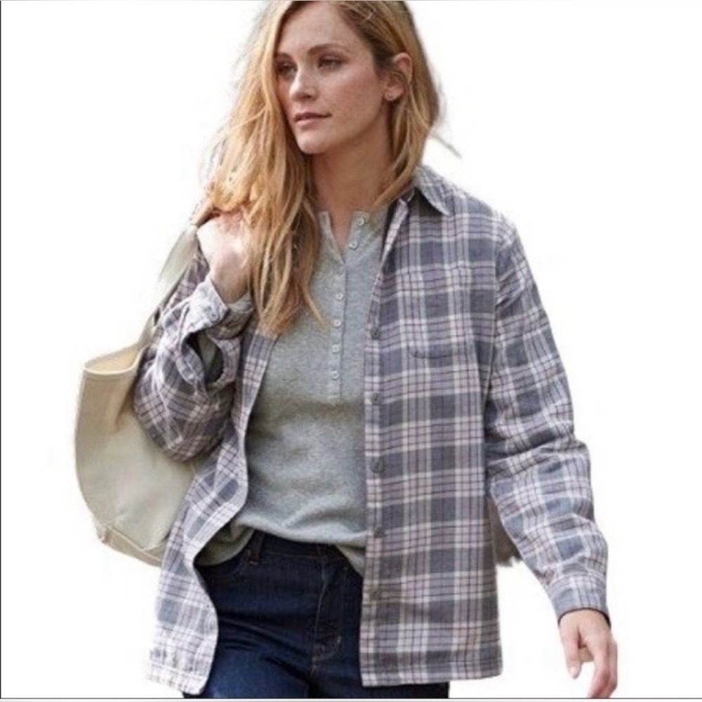 L.L. Bean Gray and Pink  Plaid Button-Down Fleece Lined Flannel Shirt Size M